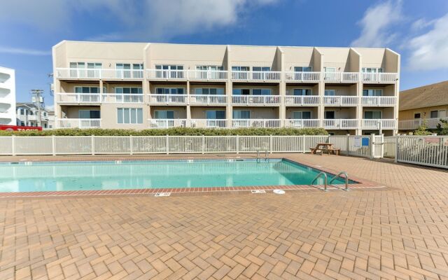 Brigantine Condo w/ Beach Access & Pool Views