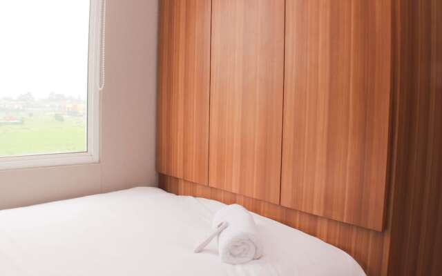 Fancy And Comfy 2Br Apartment At Springlake Summarecon