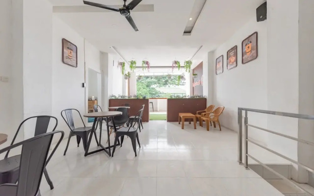 RedDoorz @ Capsule Inn Teuku Umar