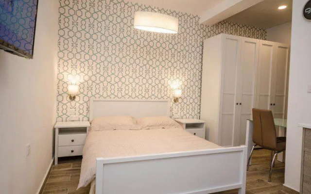 Valletta Republic Suite