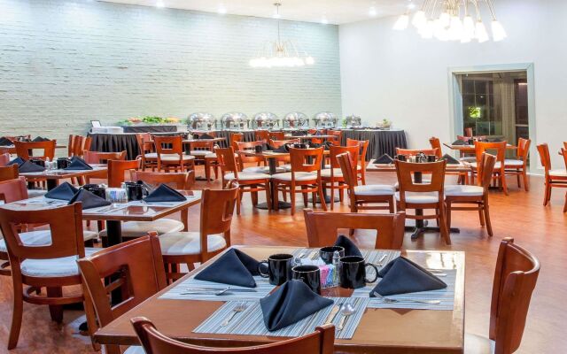 Wyndham Garden Lafayette