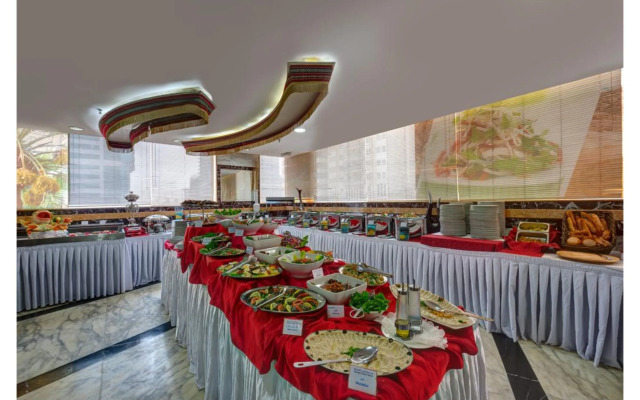 Sharjah Palace Hotel