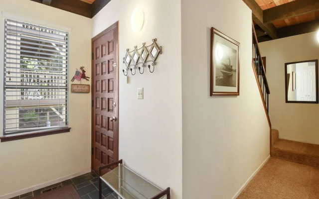 Enjoy Forest Views Retreat at Kingswood Village!