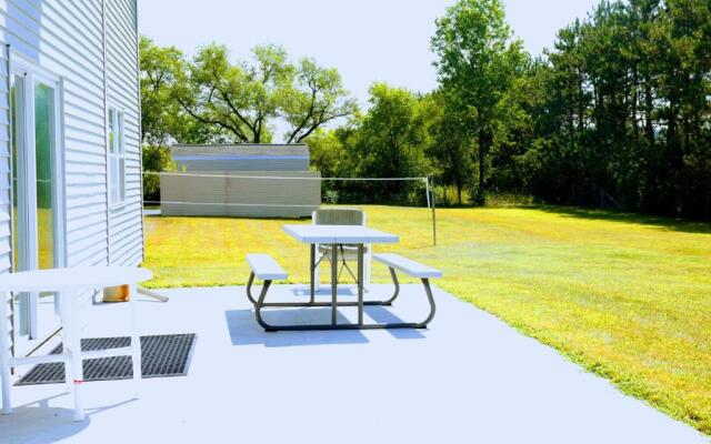 Country Inn & Suites by Radisson, Sparta, WI