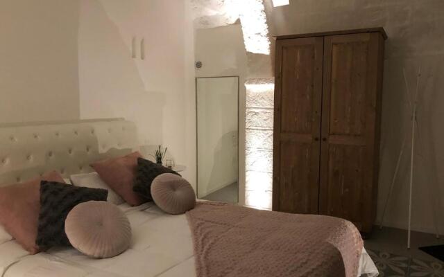 Nenetta Rooms & Suites