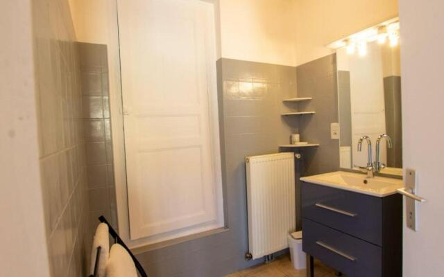 Gîte Calviac-en-Périgord, 3 pièces, 4 personnes - FR-1-616-193