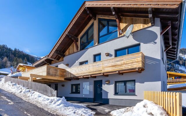 Modern Holiday Home in Salzburg with Swimming Pool