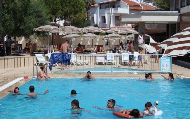 WA Cesme Farm Hotel Beach Resort & Spa