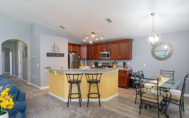 Spacious 4 bed 3 Bath Pool Home