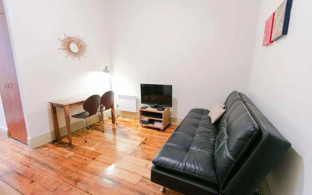 Flinders Lane-studio apartment