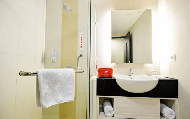 ZEN Rooms Pluit Bandengan