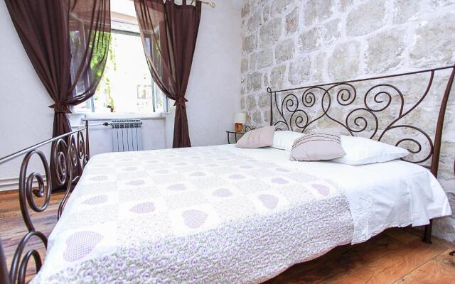 Apartment & Rooms Savonari