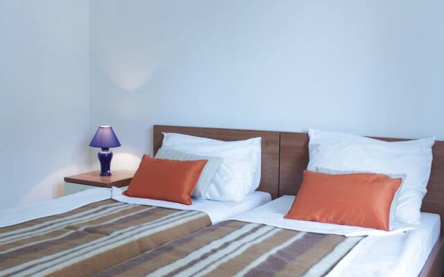 Apartments Neven