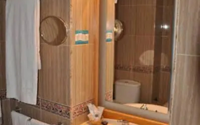 Hotel Talasoterapia Zelai