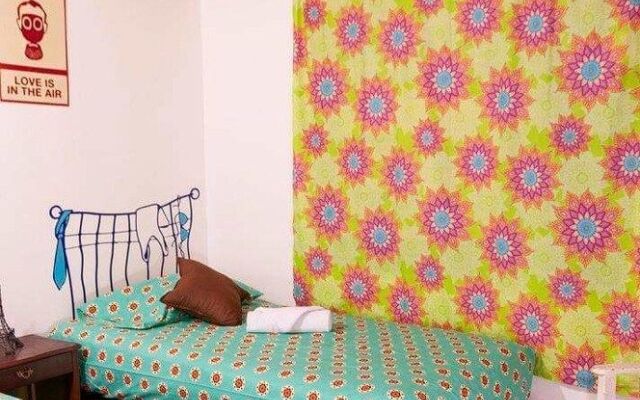 Hostal Monet`s Poblado