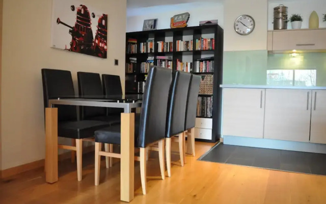 Modern 1 Bedroom Flat in Angel