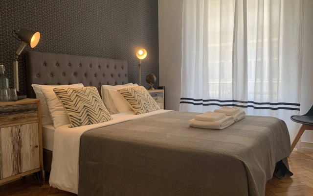 DuMont Lisbon Guesthouse