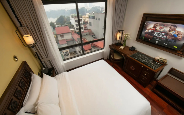 Lucien Hanoi Lakeside Hotel & Rooftop