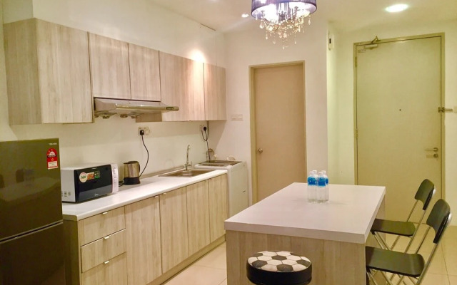 Makam Service Suites Taragon