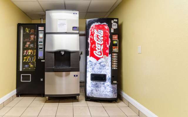 Rodeway Inn & Suites Jacksonville near Camp Lejeune