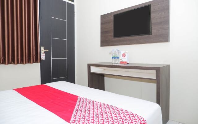 Candi Residence By OYO Rooms