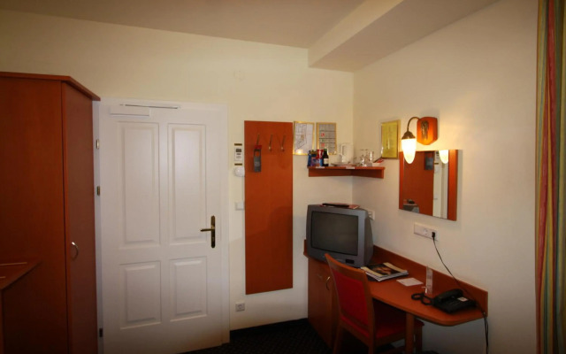 Suite Hotel 900m zur Oper