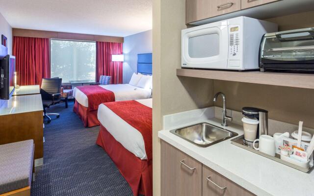 Radisson Hotel & Suites Fort McMurray