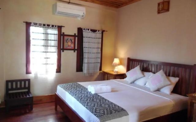 Lao Lu Lodge