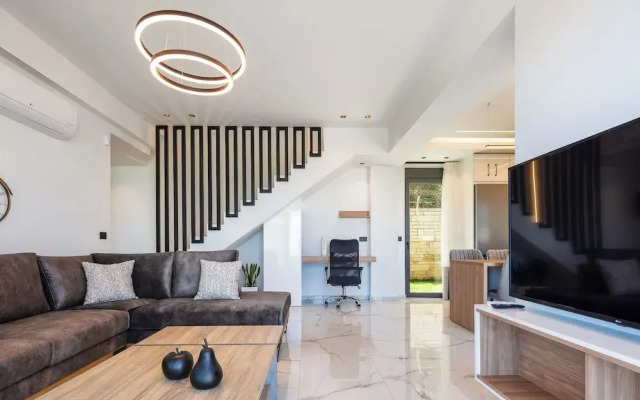 Four Horizons Luxury Villas