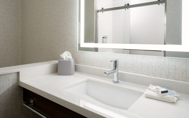 Whiz Hotel Pemuda Semarang