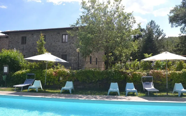 Pleasant Apartment With Swimming Pool,garden,bbq, Parking