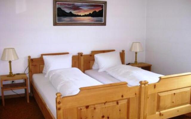 Hotel Adler Garni