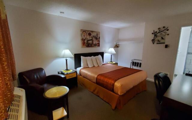 Motel West