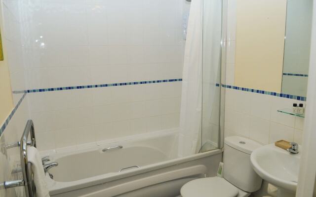 Your Stay Bristol Cotham Lawn