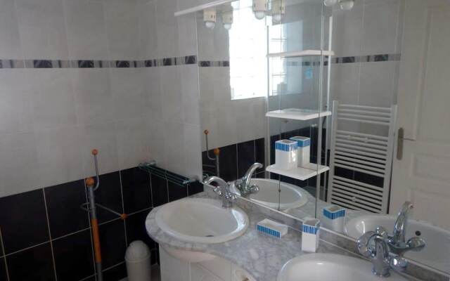 House With 3 Bedrooms in Châtelaillon-plage, With Enclosed Garden - 80