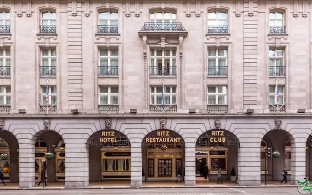 Mayfair Piccadilly Apartment