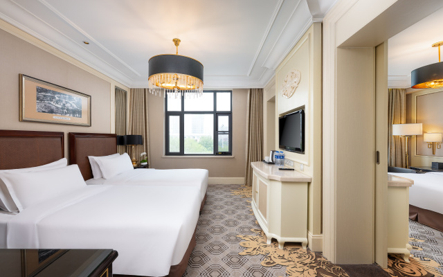Crowne Plaza Zhengzhou by IHG