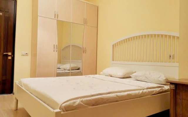 LUXURY Spacious 2 bedroom apartment by CASCAD, New Building, Opera View+Open Balcony