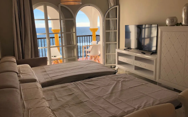 Apartment on the beachfront