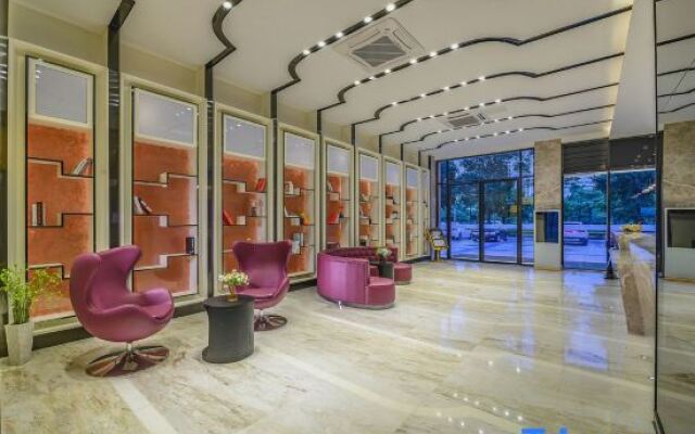 Yeste International Hotel (Nanning Anji Wanda Bus Subway Station)