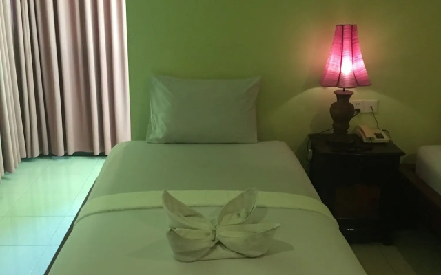 Star Wood Inn