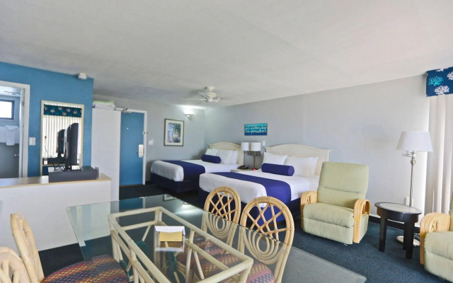Shoreline Island Resort - Exclusively Adult