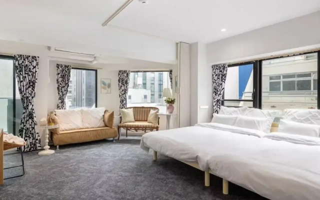 Toranomon Guesthouse 5F