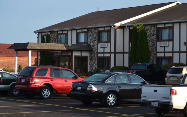 Sky Lodge Inn & Suites