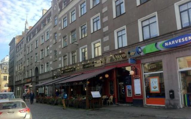 hotelImage