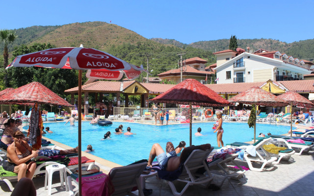 Club Sun Village Apartments