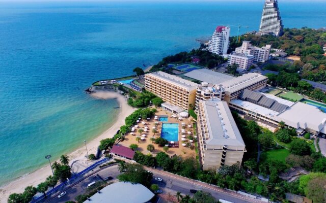 Dusit Thani Pattaya