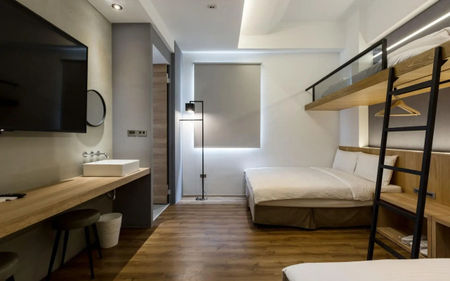 Green Hotel