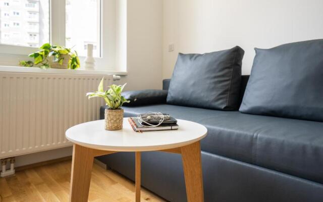 FeelGood Apartments SmartLiving | contactless check-in