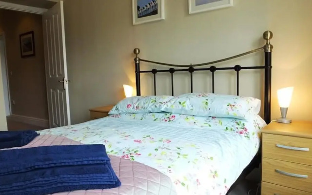 Victoria Street 37, Flat 3